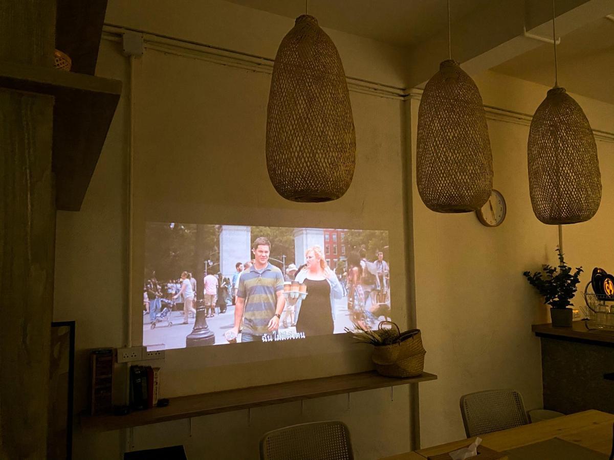 Ben&Pooh Hostel Банкок Екстериор снимка