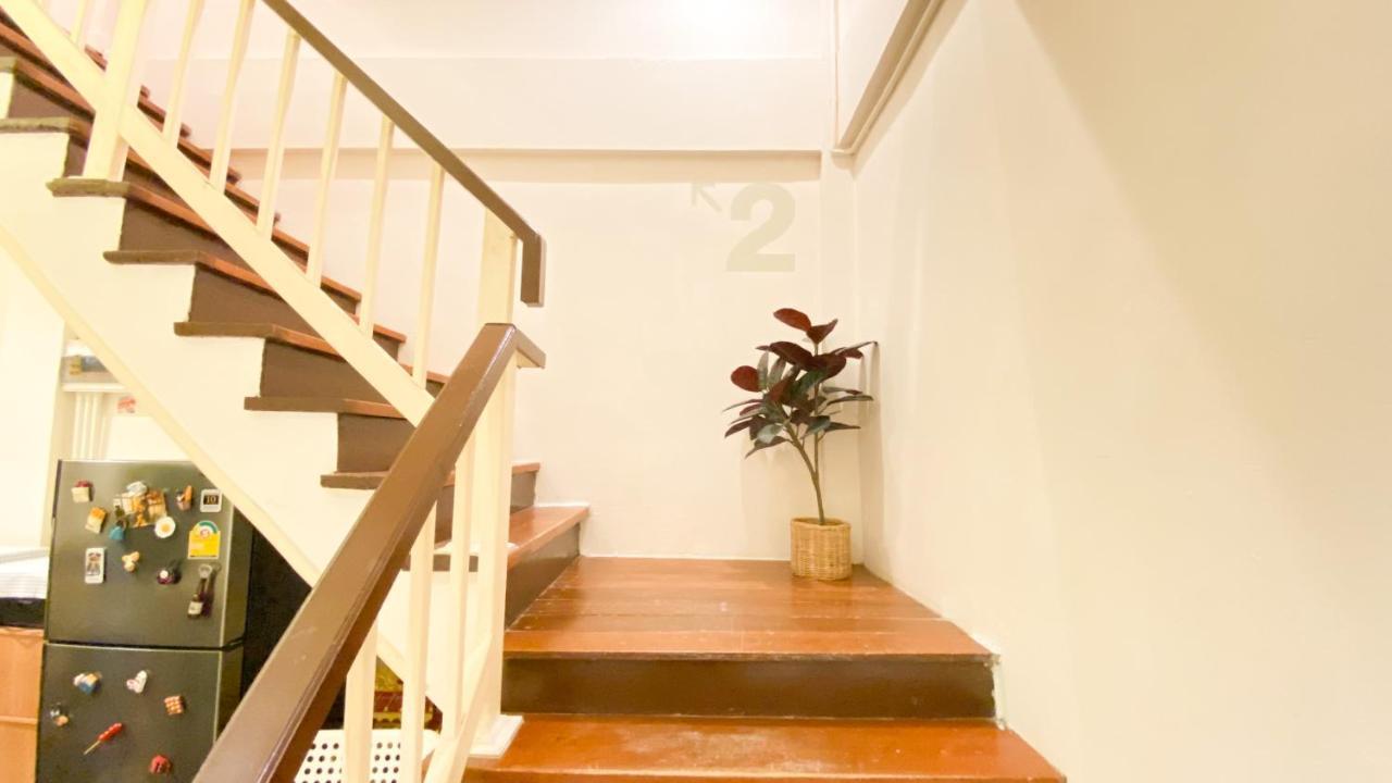 Ben&Pooh Hostel Банкок Екстериор снимка