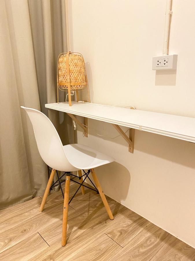 Ben&Pooh Hostel Банкок Екстериор снимка