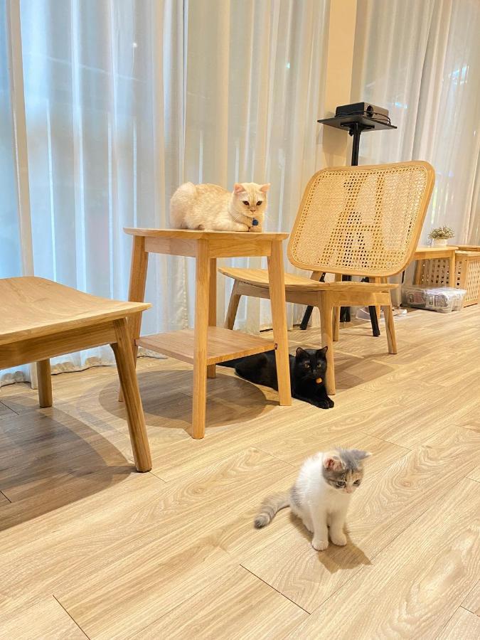 Ben&Pooh Hostel Банкок Екстериор снимка